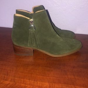 Steve Madden booties